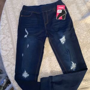 Denim pants DIstressed form fitting